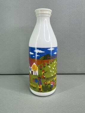 Egizia White Milk Glass Bottle Farm Scene Vase Cottagecore Country Floral Decor